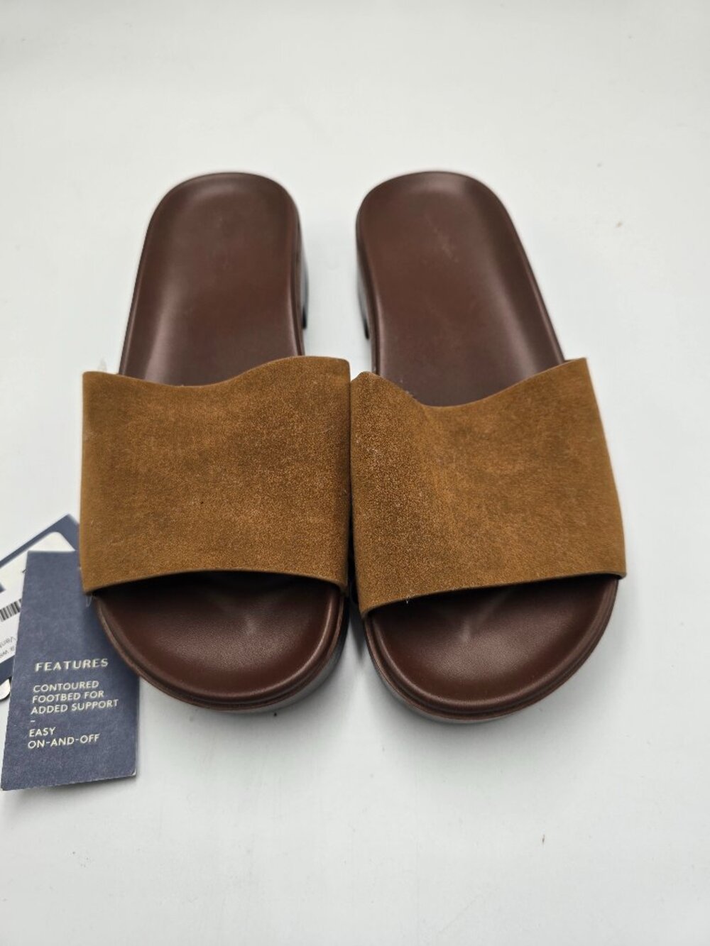 Universal Thread Sandals